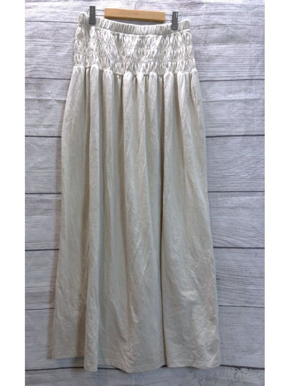 Universal Thread Knit Tan Smocked A-Line Maxi Skirt Women Size Medium - Picture 2 of 2